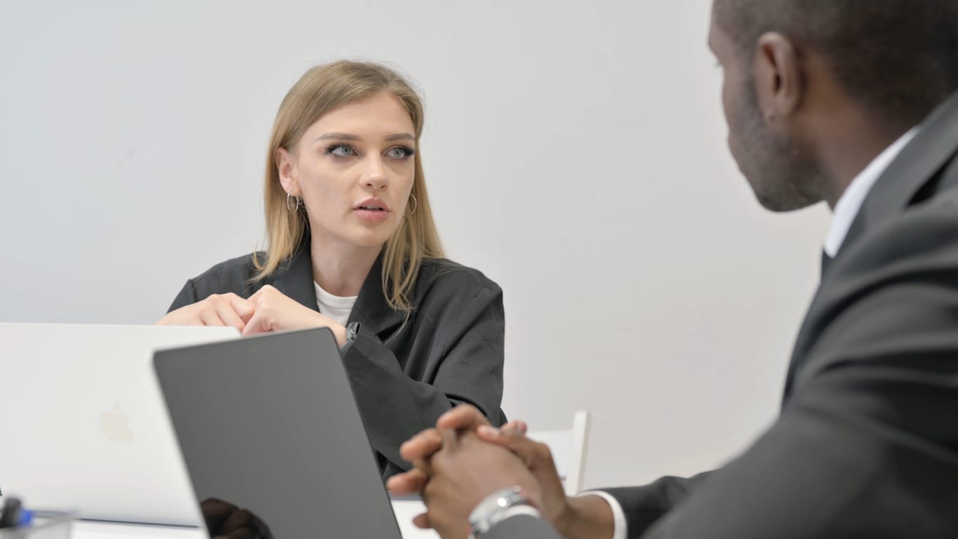 The Distinctive Art Style of Mirror's Edge Was, In Fact, a Mistake