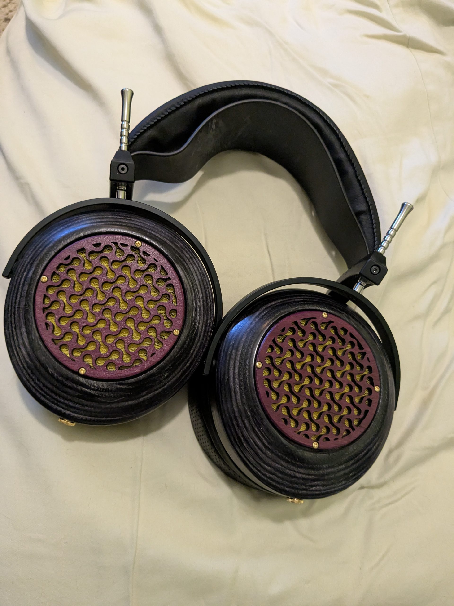 I Transitioned from a Gaming Headset to IEM Earphones and Became Infatuated