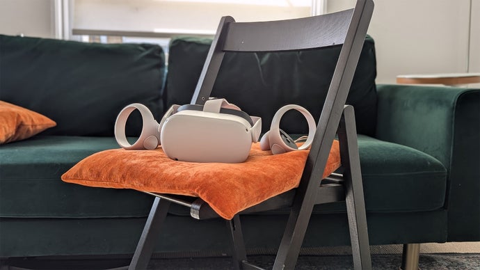 Half-Life: Alyx Causes Me to Rethink My Knees for VR Gaming and My Tendency to Hide Behind Vehicles